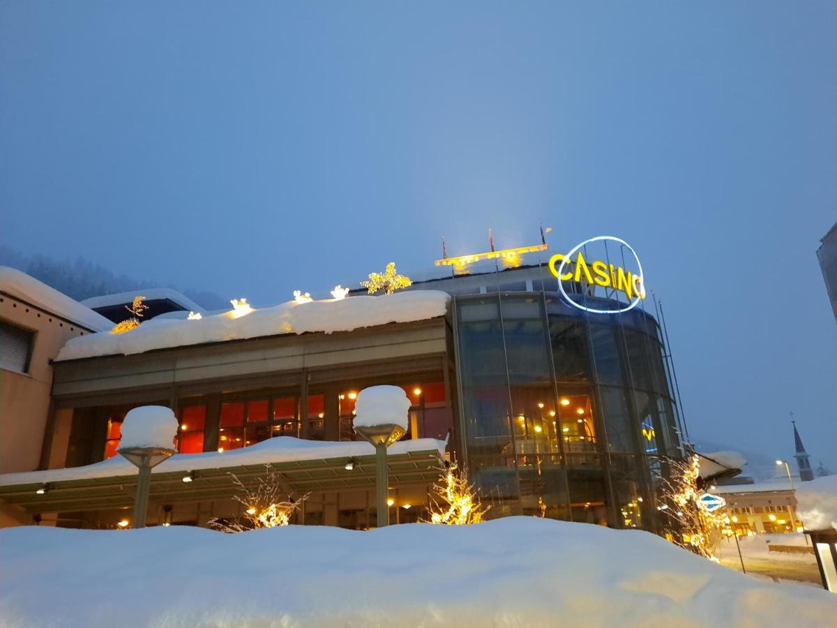 Holiday Accommodation - Swimming Pool Available Davos Esterno foto