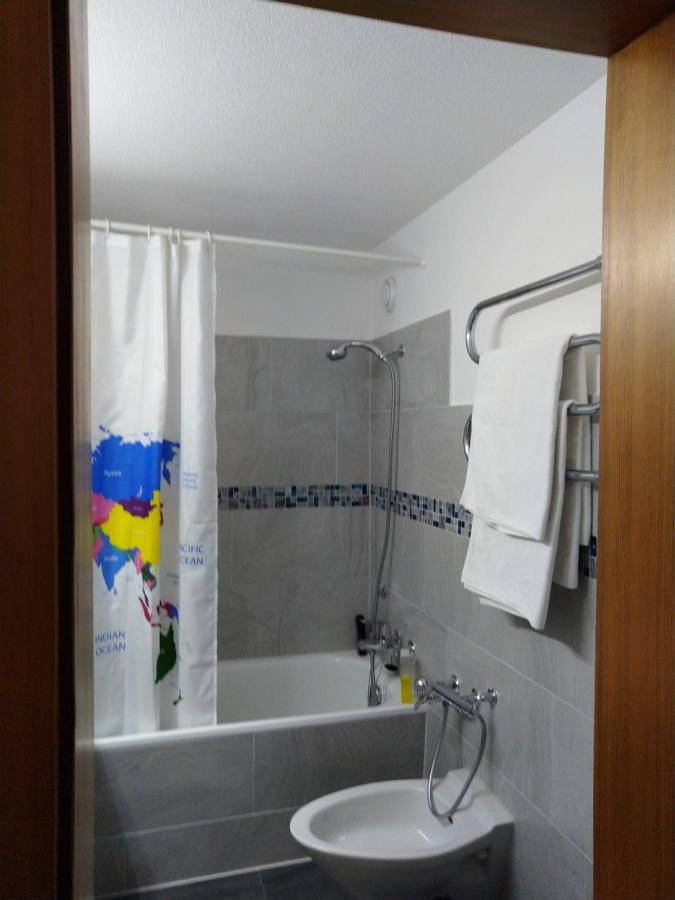 Holiday Accommodation - Swimming Pool Available Davos Esterno foto
